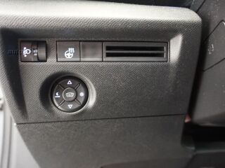 Citroen C4 Ë Shine 100kW 57kW