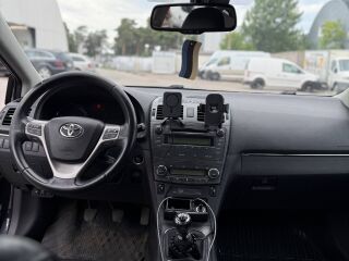 Toyota Avensis 2.0 93кВ