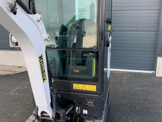 Bobcat E17