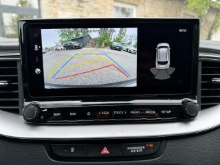Kia Ceed Plug-in Hybrid 1.6 77кВ