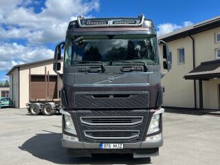 Volvo FH 540 6X4 HIAB 96ST 97 405kW