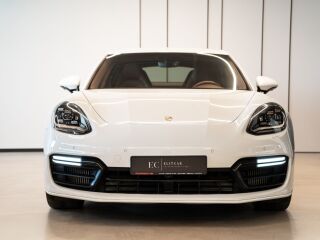 Porsche Panamera 4s 2.9 324кВ