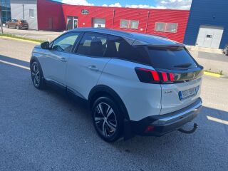 Peugeot 3008 Active PureTech 130 AT8 1.2 96kW