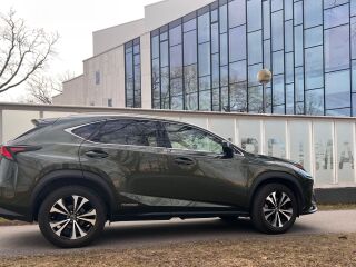Lexus NX 300h KYUSHU EDITION 2.5 114kW