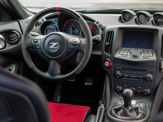 Nissan 370Z Nismo v2 3.7 253kW