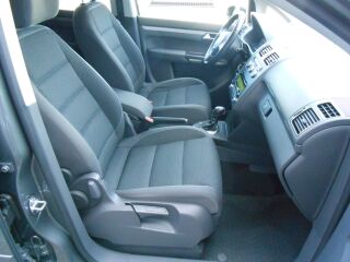 Volkswagen Touran Comfortline 1.6 TDI 77кВ