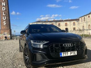 Audi Q8 S-line 3.0 210kW