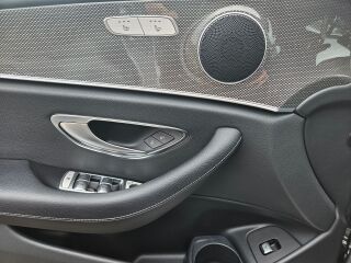 Mercedes-Benz E 400 All-Trac Avantgarde 2.9 243kW