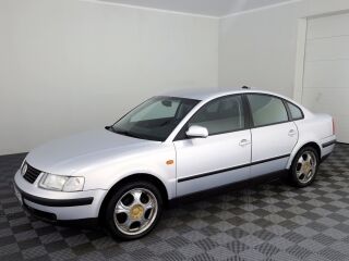 Volkswagen Passat Comfortline 1.8 92kW