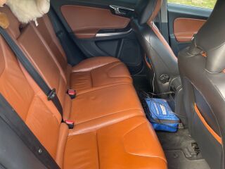 Volvo V60 2.4 151kW