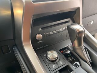 Lexus NX 300h 2.5 114kW