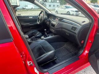Mitsubishi Lancer Evolution IX 2.0 206kW