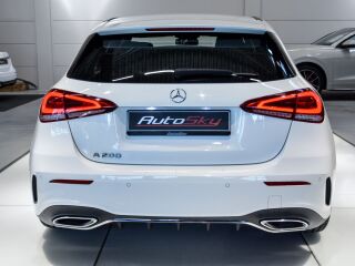 Mercedes-Benz A 200 AMG-Line 1.3 120kW