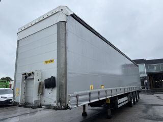 Schmitz Semitrailer Curtainsider Standard