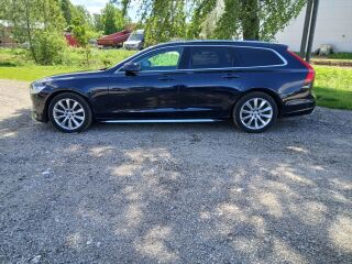 Volvo V90 MOMENTUM 2.0 TDi 140kW
