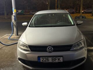 Volkswagen Jetta 1.4 118kW