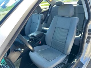 BMW 318 Kupee Facelift 2.0 105kW