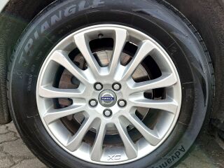 Volvo XC60 2.4 151kW