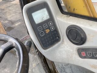 JCB JS130W   osadena