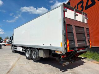 Volvo FM 370 6x2*4 278kW