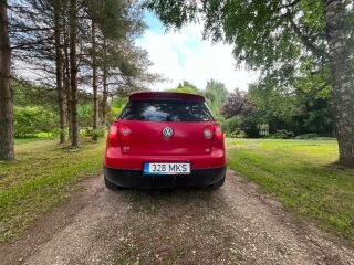 Volkswagen Golf 1.6 75kW