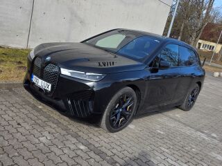 BMW iX xDrive 40 M-Pakett Autopilot 240kW