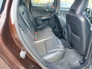 Volvo XC60 Summum Facelift 2.4 D5 158kW