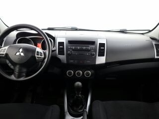 Mitsubishi Outlander Comfort 4x4 2.0 DI-D 103кВ