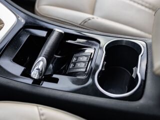 Ford Galaxy Individual Edition Ghia Facelift 2.0 120kW