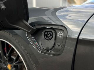Porsche Taycan 4S Performance Battery Plus 420kW
