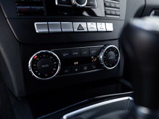 Mercedes-Benz C 180 2.1 88kW