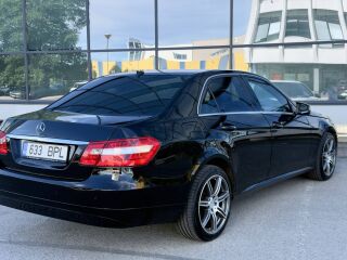 Mercedes-Benz E 220 2.1 125kW