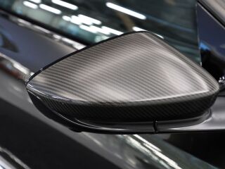 Aston Martin DBS V12 533kW