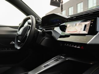Peugeot 408 GT FULLOption 1.6 140kW