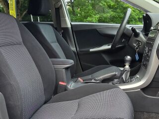 Toyota Corolla 1.6 97kW