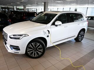 Volvo XC90 AWD H&K 4C INSCRIPTION XENIUM INTELLI SAFE 2.0 T8 Plug-in hybrid 288kW
