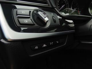BMW 530 Touring X-DRIVE 3.0 190kW