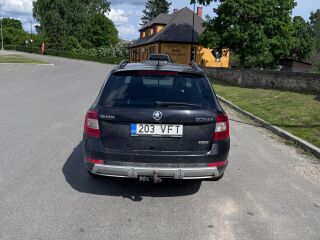 Skoda Octavia Scout 2.0 135kW