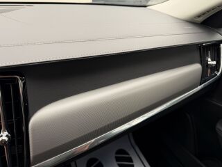 Volvo V90 Luxury AWD Long Range MY23 2.0 T6 Recharge Twin Engine Plug-in-Hybrid 293кВ