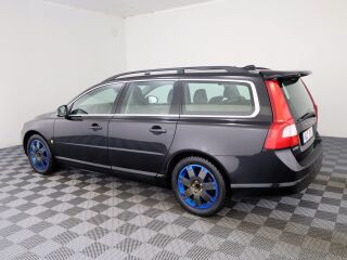 Volvo V70 Summum Facelift ATM 2.0 157kW