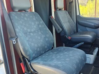 Mercedes-Benz Sprinter 2.1 60кВ