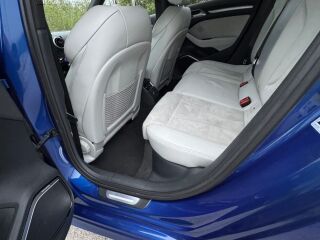 Audi S3 quattro 2.0 221kW