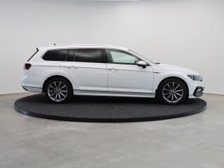 Volkswagen Passat R-line 4Motion 2.0 147kW