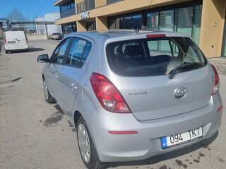 Hyundai i20 1.2 63kW