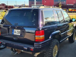 Jeep Grand Cherokee LX 5.9 V8 177kW