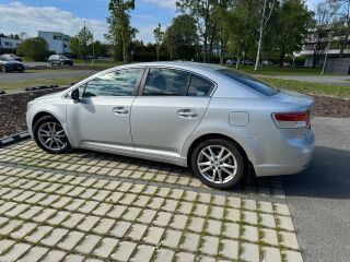 Toyota Avensis 1.8 108kW