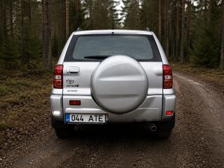 Toyota RAV4 Elegance Facelift 2.0 110kW