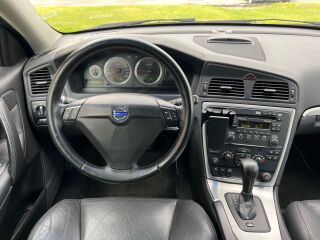 Volvo V70 Facelift 4WD 2.4 D5 136kW