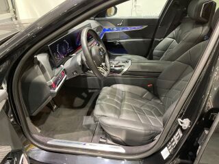 BMW 740 xDrive M-Sportpakett 3.0 210kW