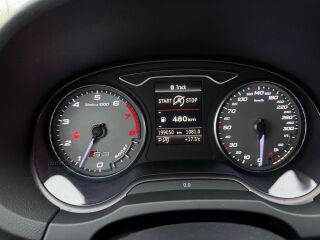 Audi S3 quattro 2.0 221kW